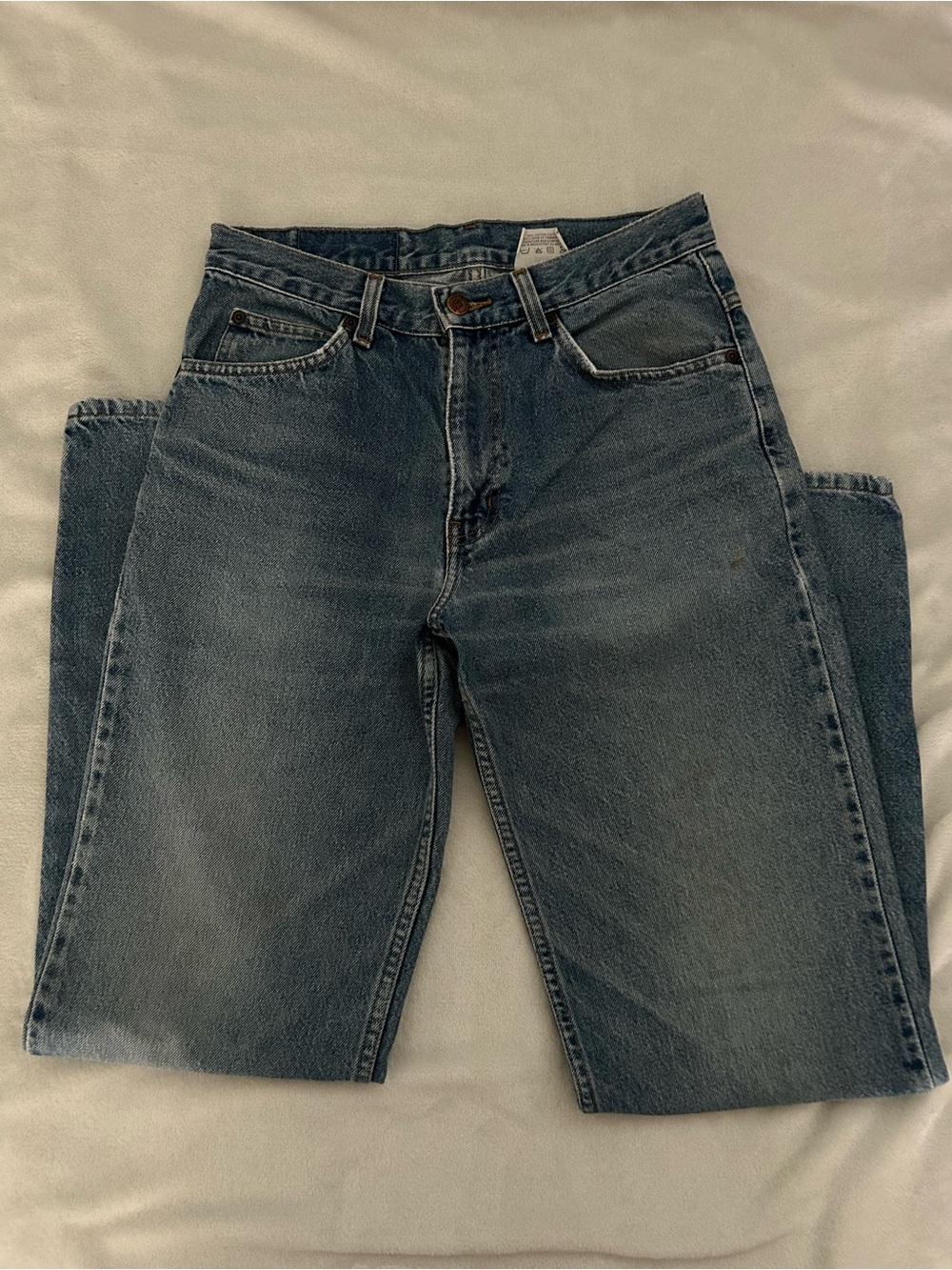 Classic Straight Men's Denim Jeans in Medium Blue